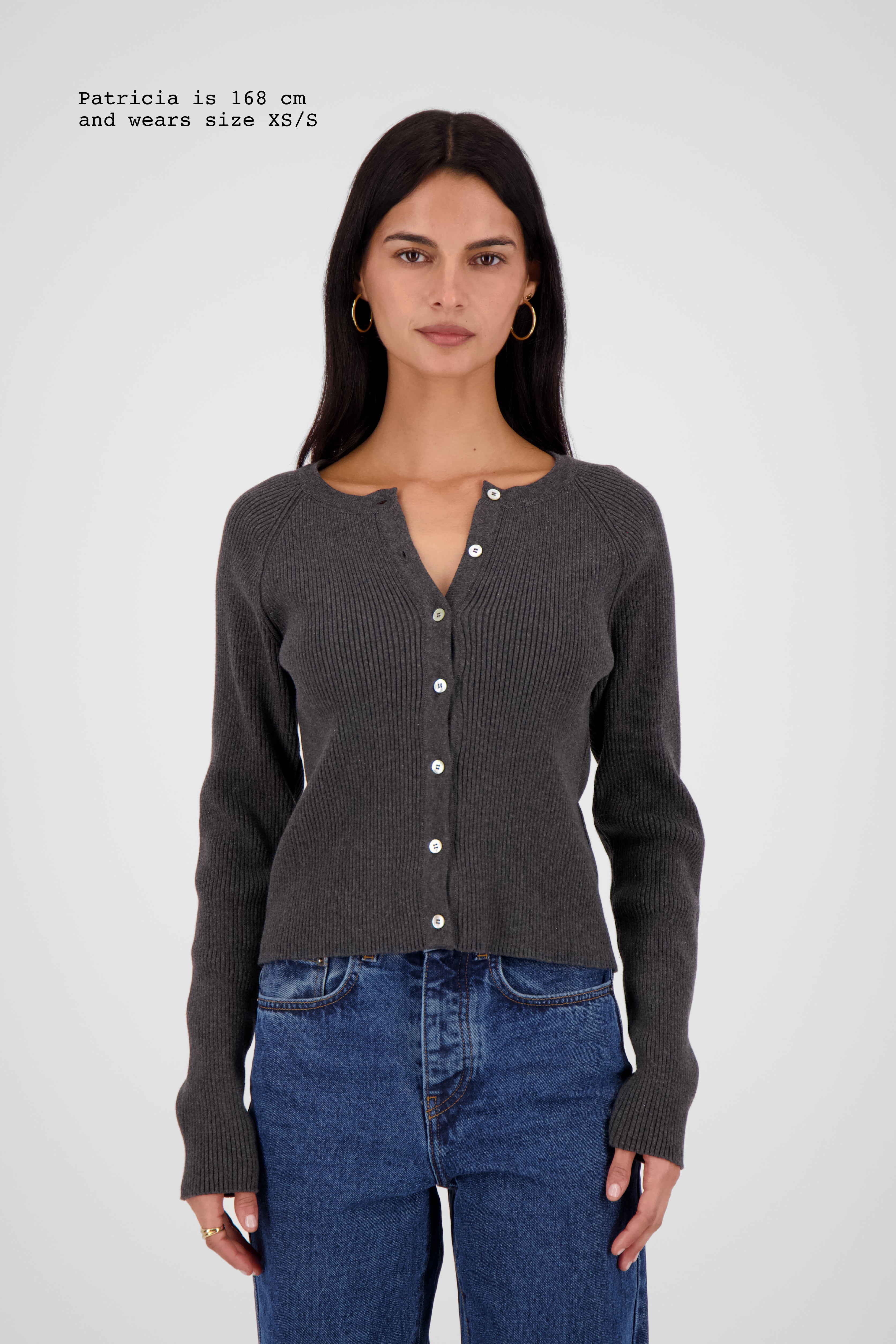 KNIT RIBBED FITTED CARDIGAN