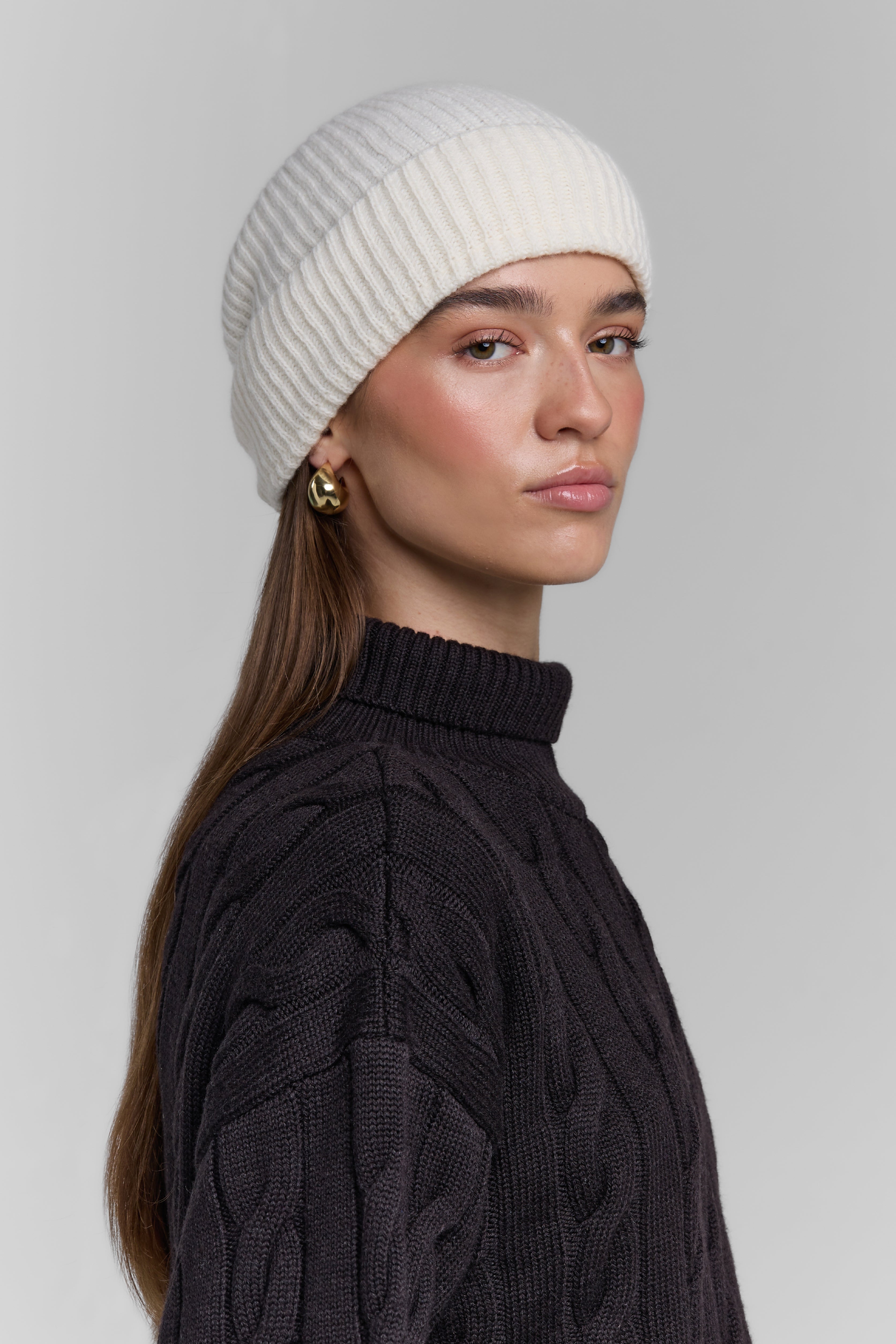 WOOL BEANIE