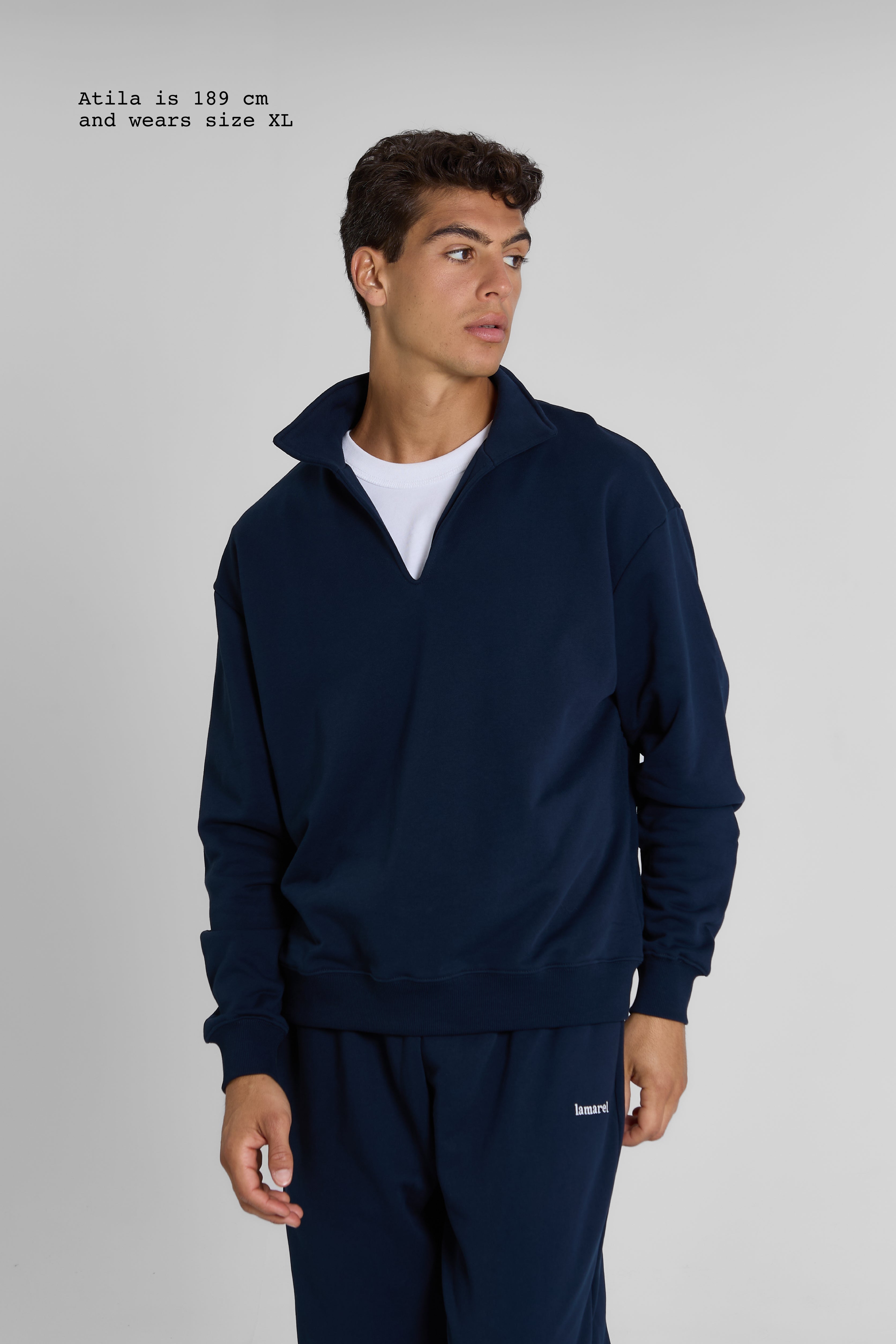 V-NECK SWEATER MEN