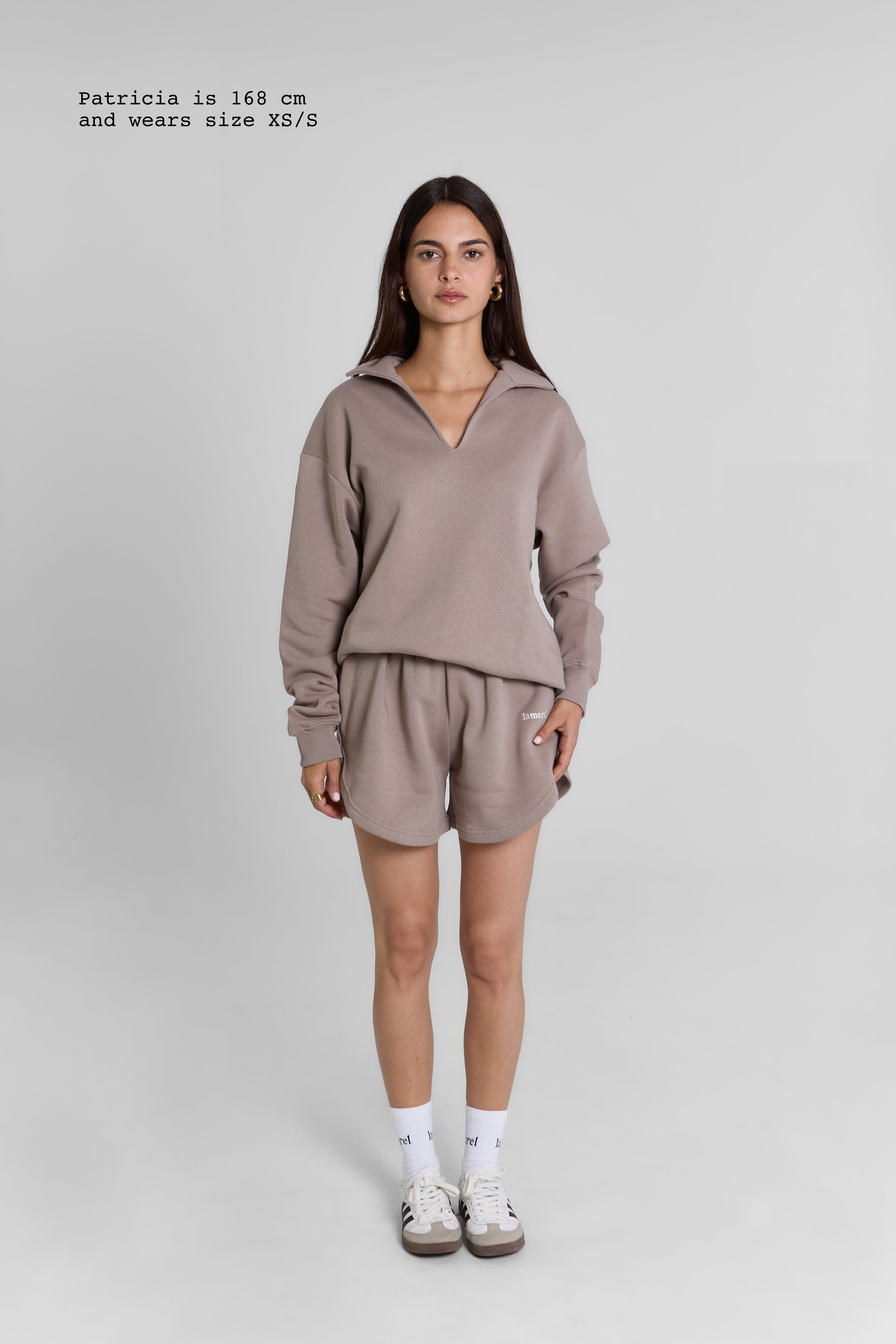 V-NECK SWEATER