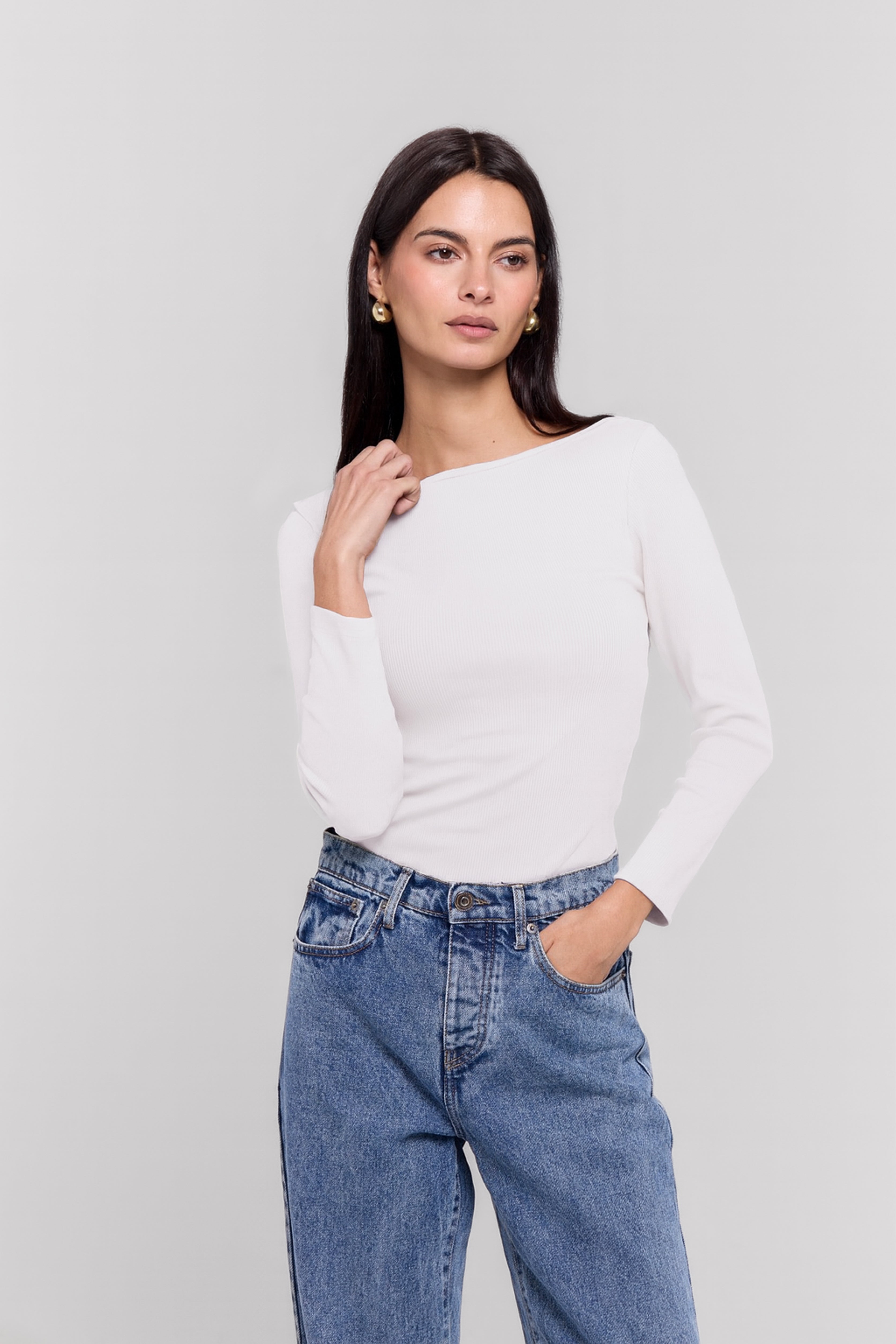 RIBBED BOATNECK LONG SLEEVE TOP