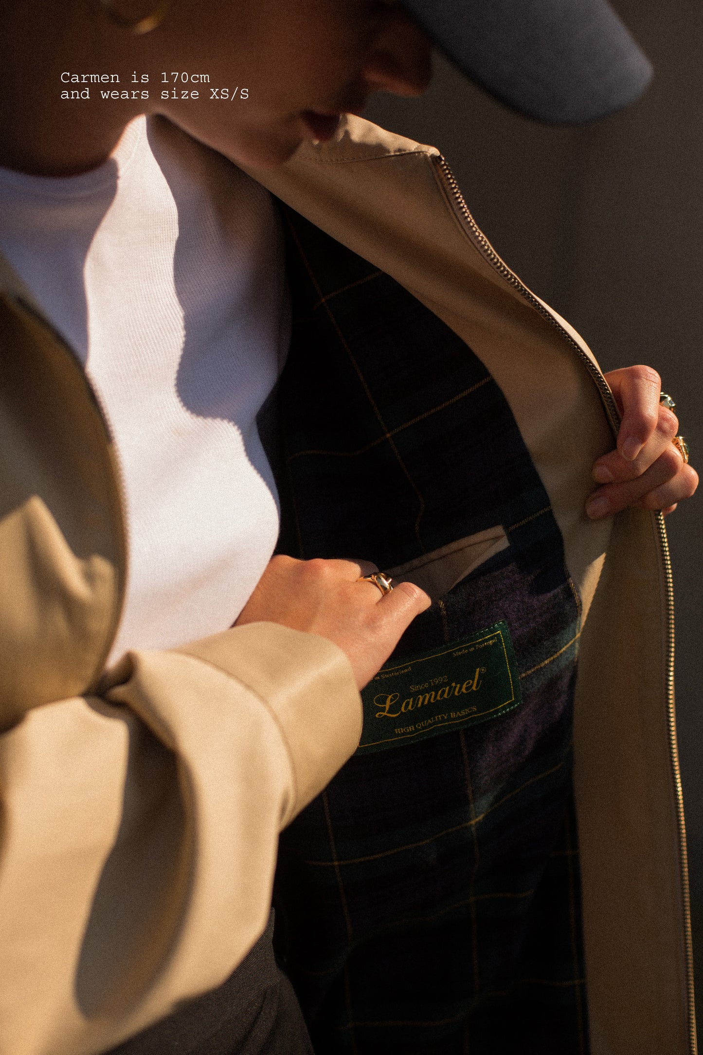 BOMBER JACKET