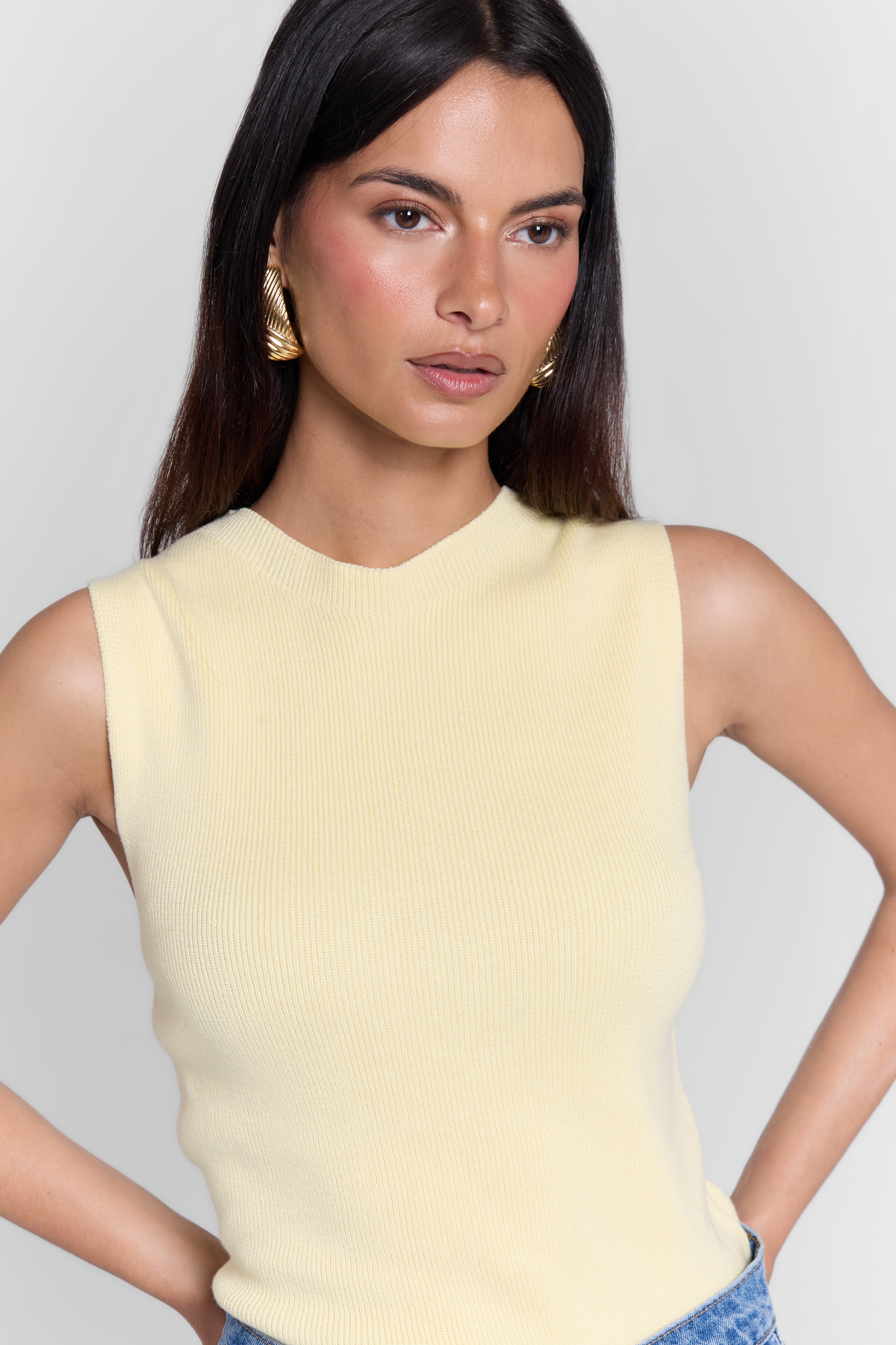 KNIT TOP