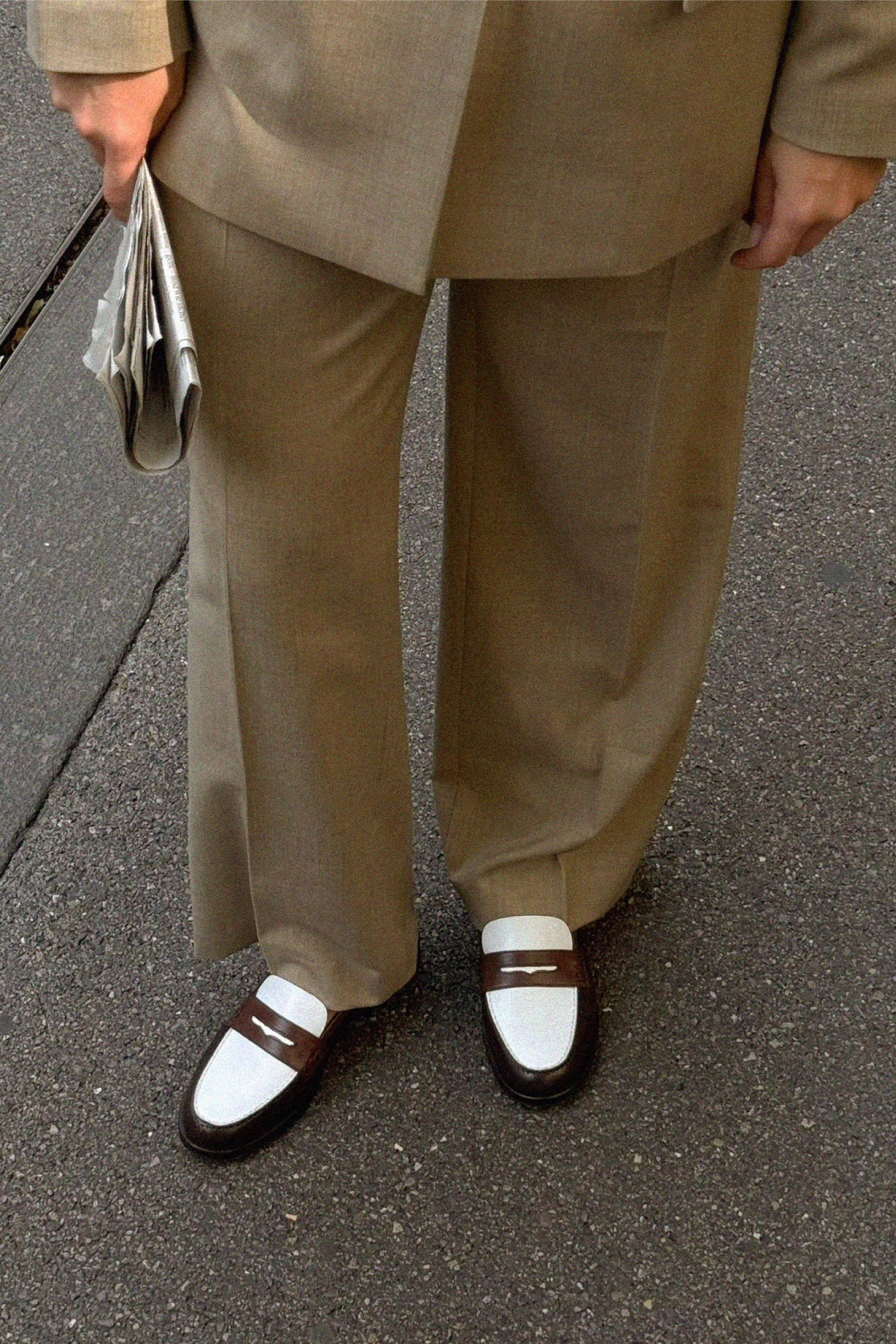 BI-COLOR LOAFERS