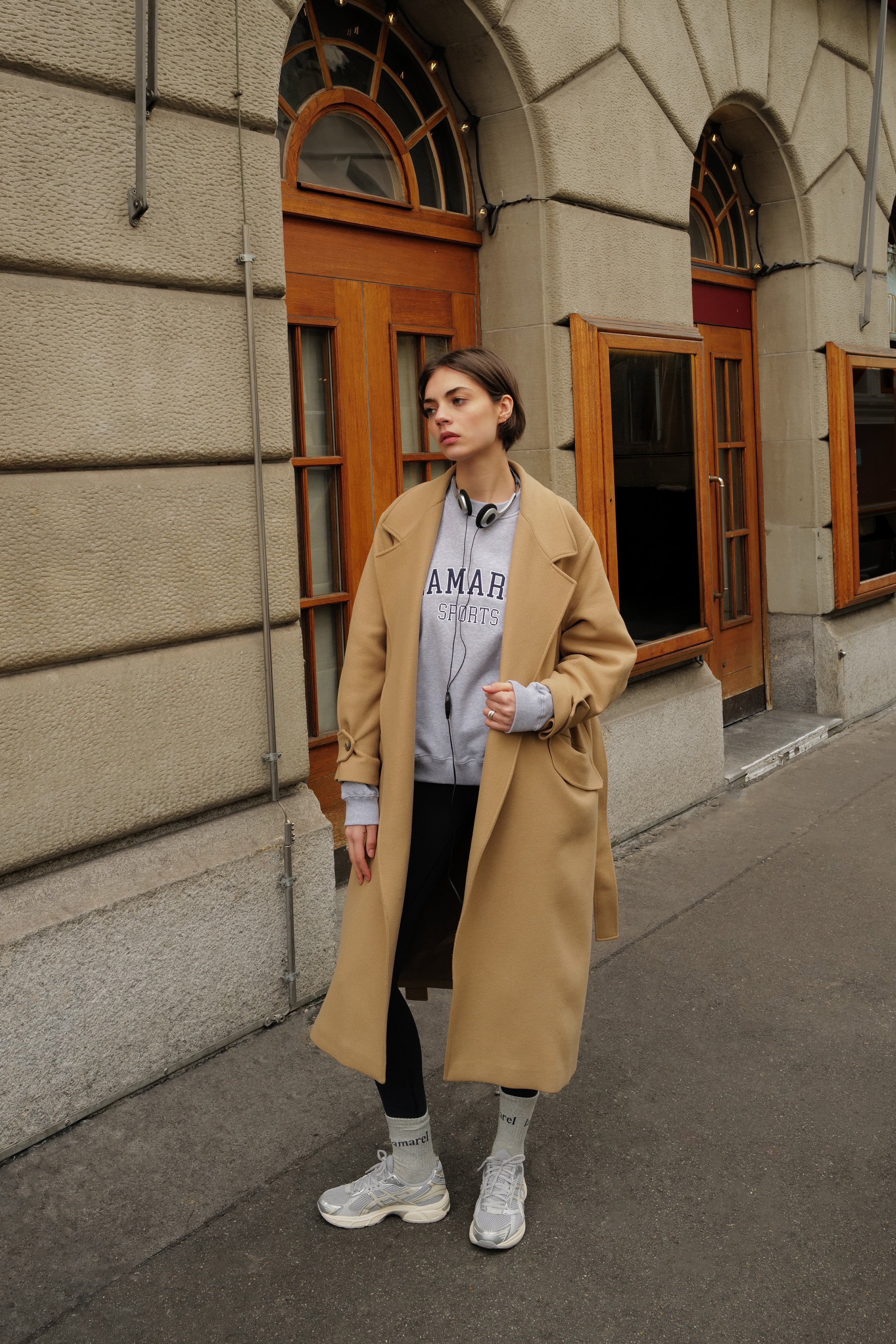 LAMAREL SPORTS OVERSIZED SWEATER