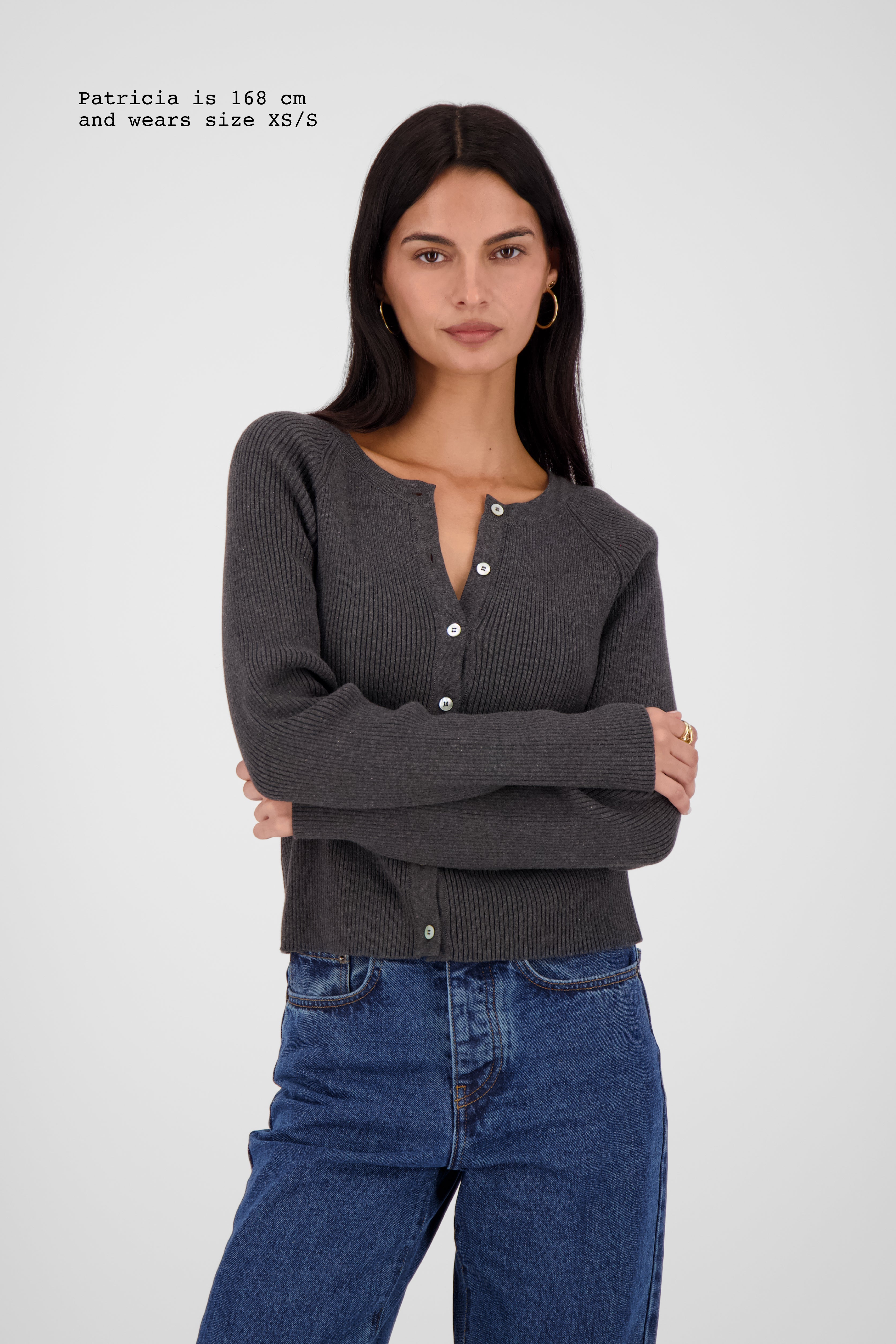 KNIT RIBBED FITTED CARDIGAN