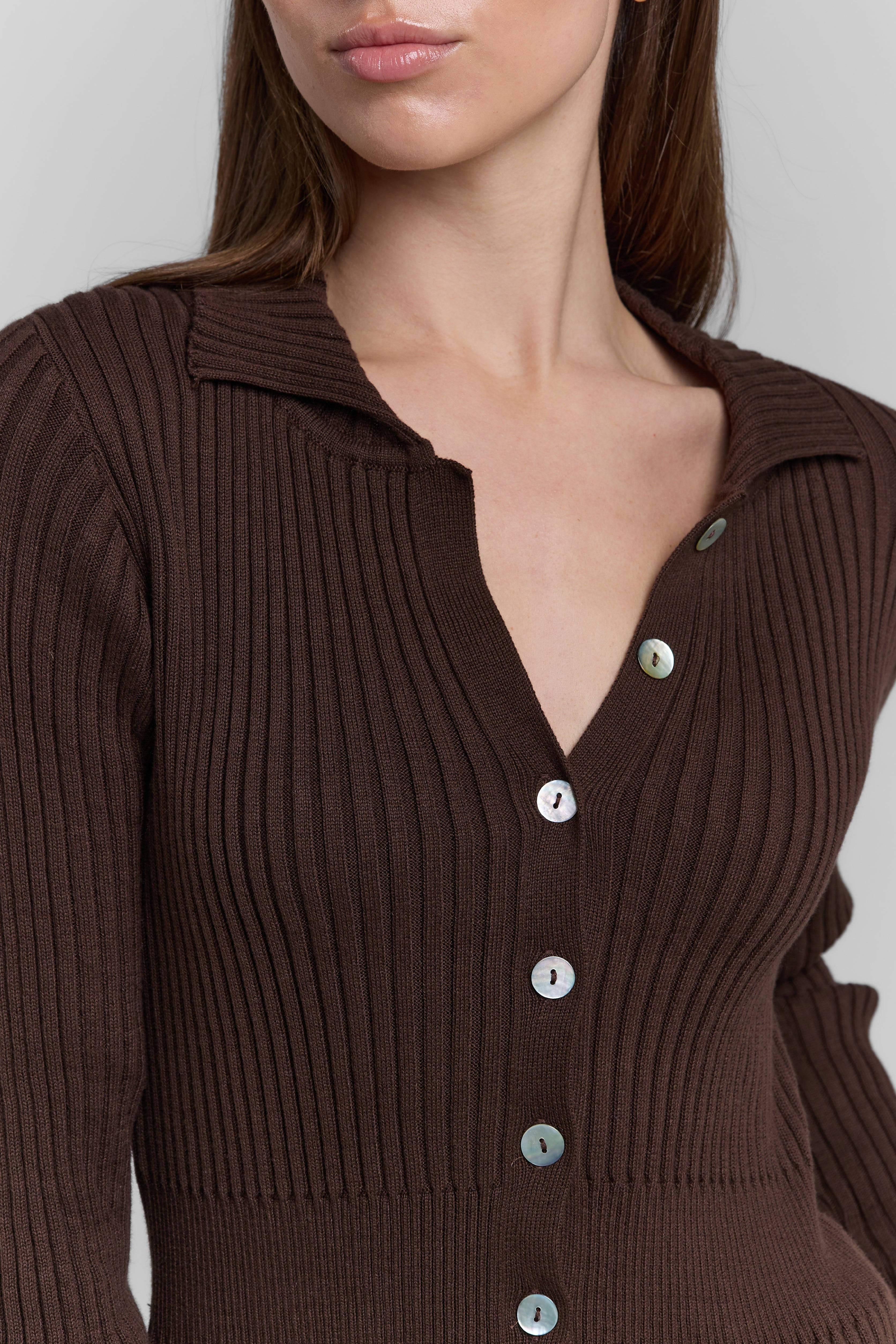 KNIT BUTTONED LONG SLEEVE TOP