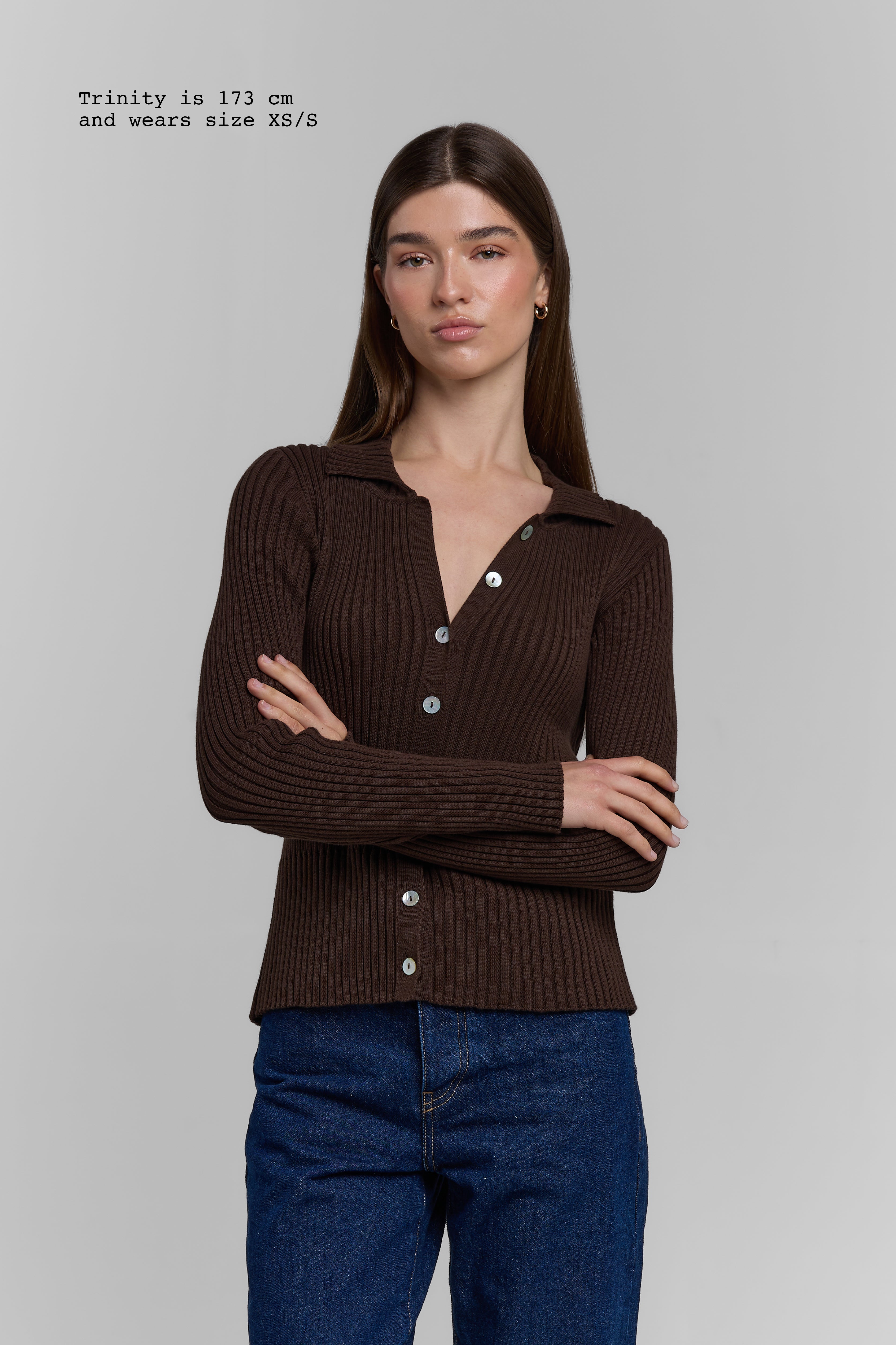 KNIT BUTTONED LONG SLEEVE TOP