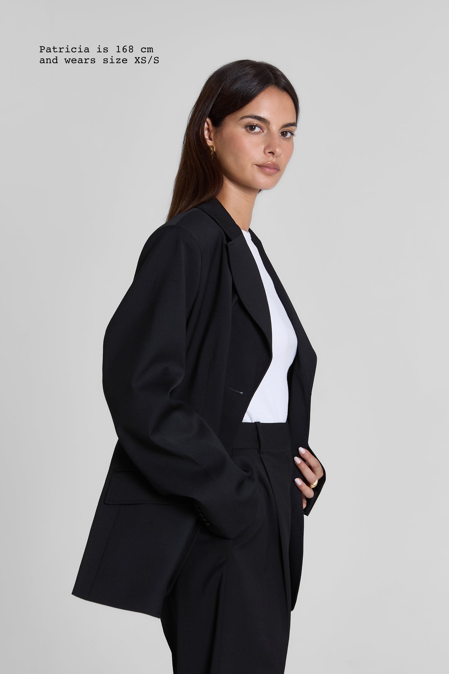 BOXY BLAZER
