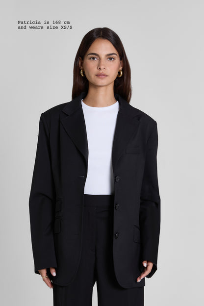 BOXY BLAZER