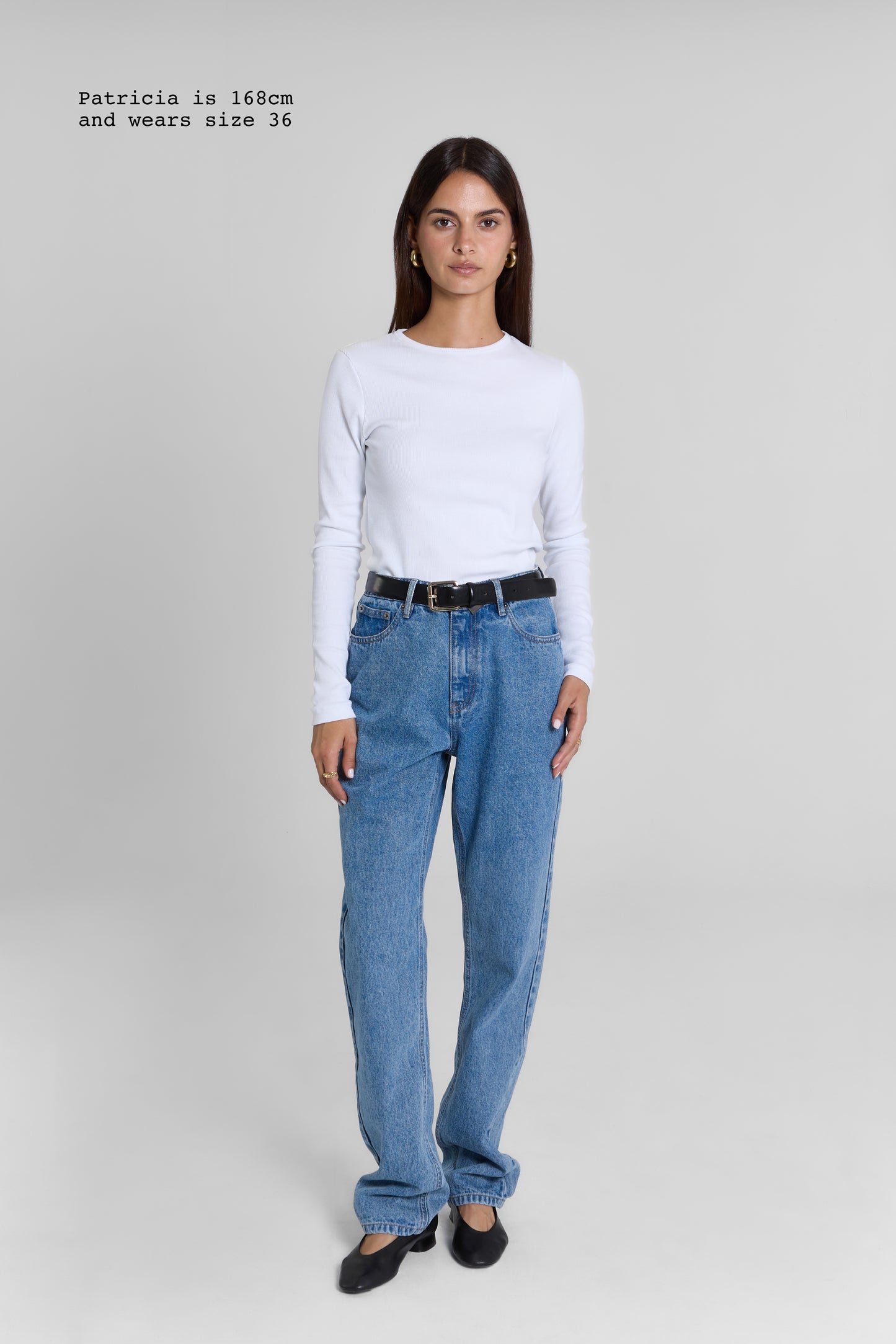 HIGH WAIST JEANS