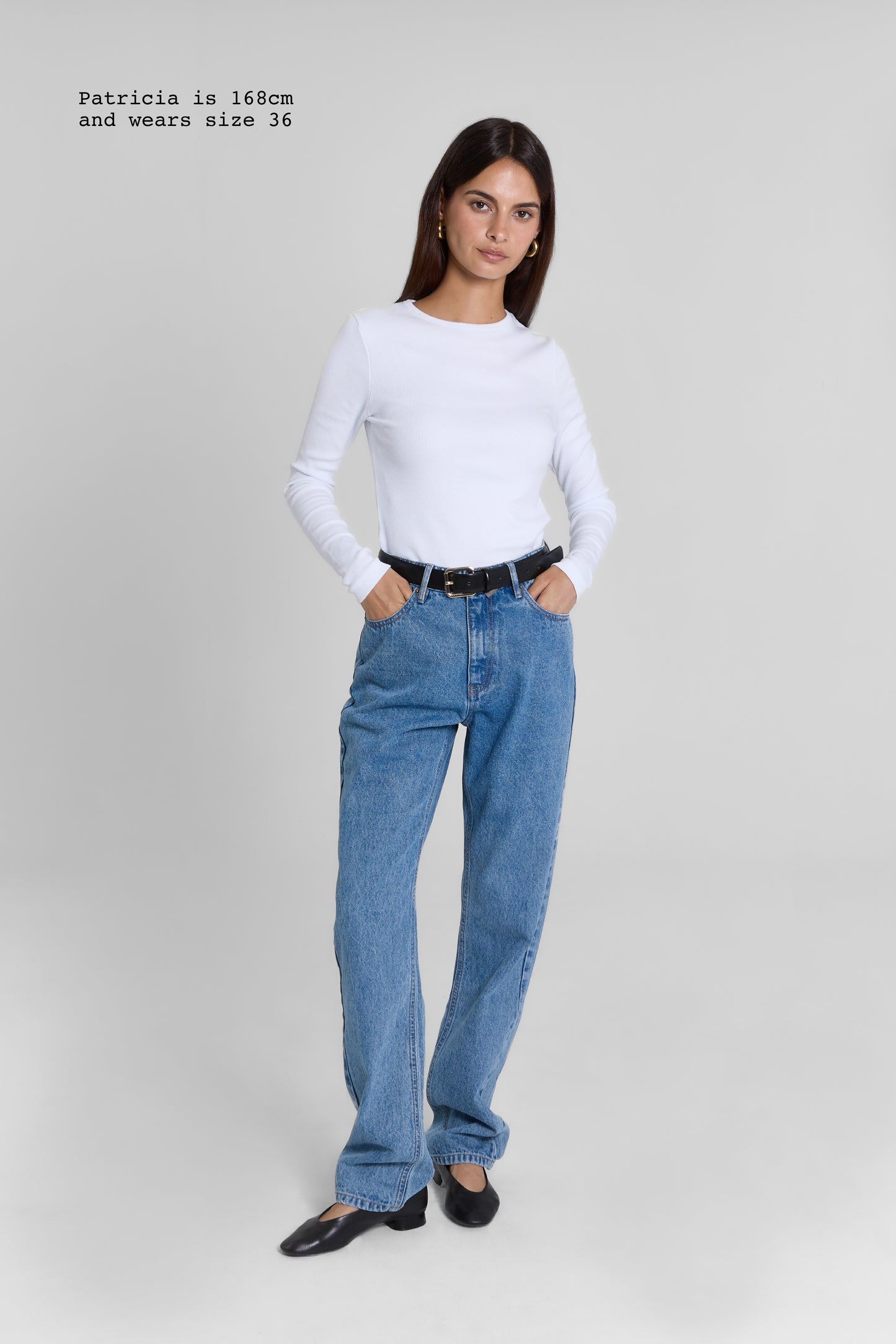 HIGH WAIST JEANS