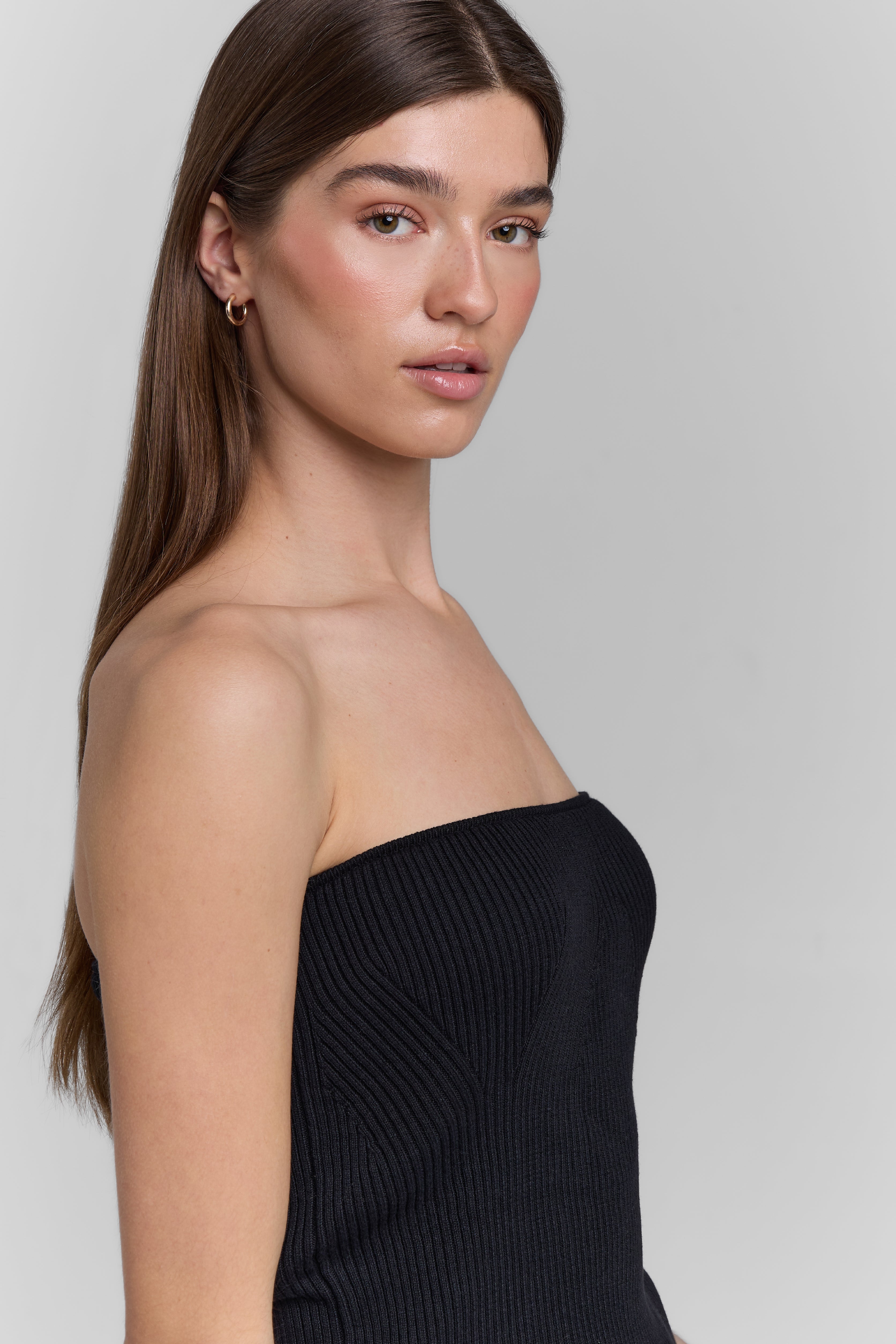 KNIT TUBE TOP