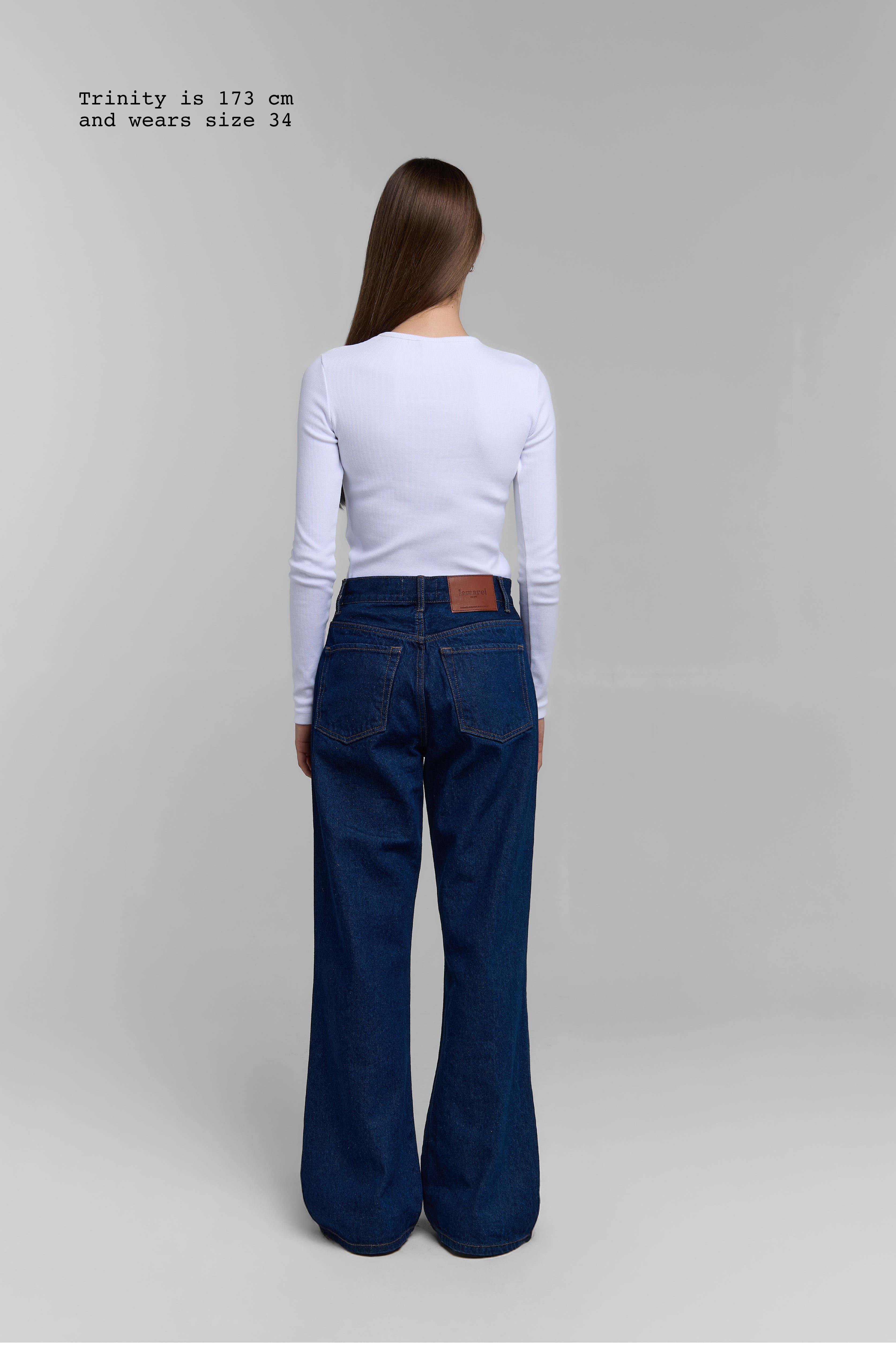 LOW WAIST JEANS