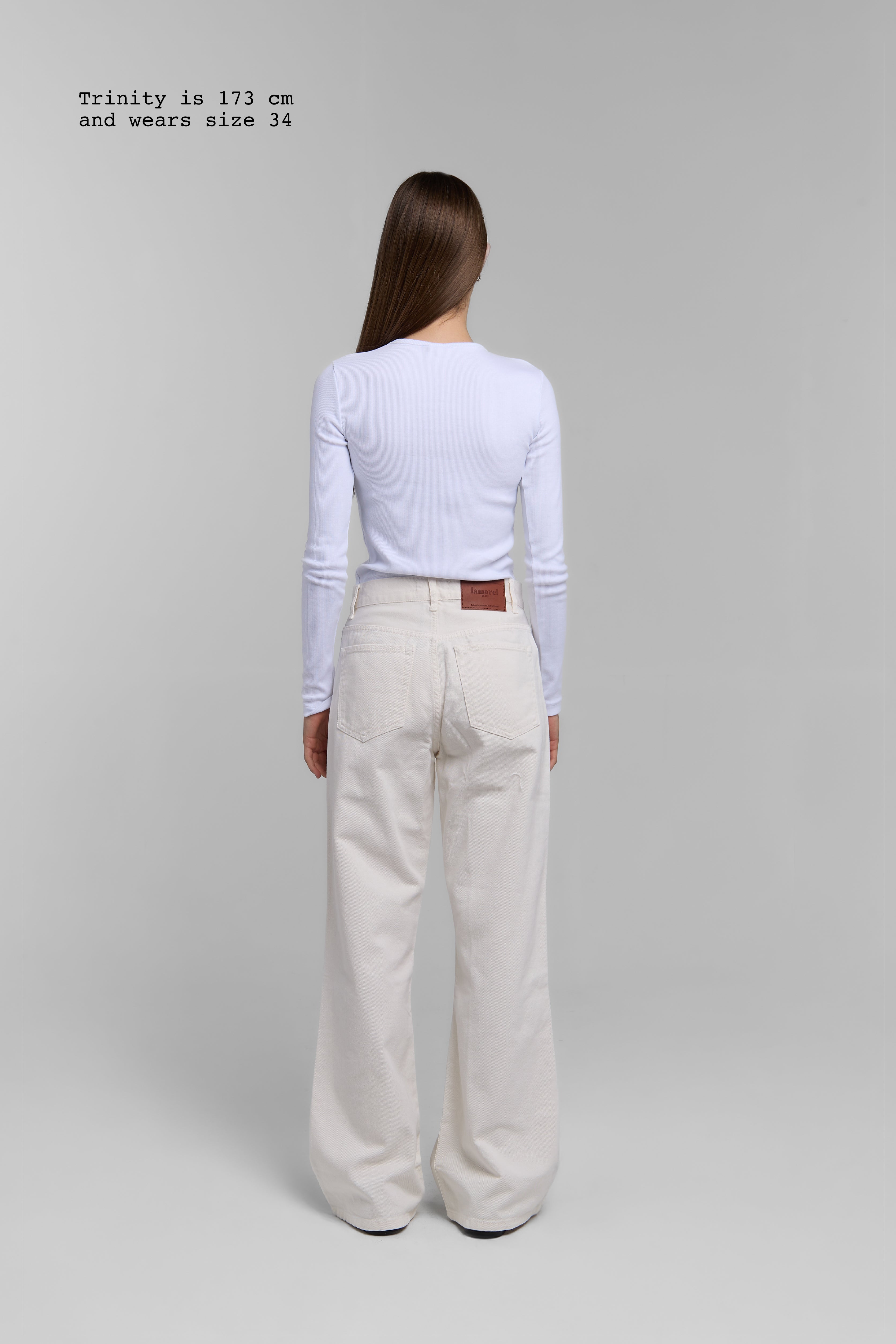 LOW WAIST JEANS