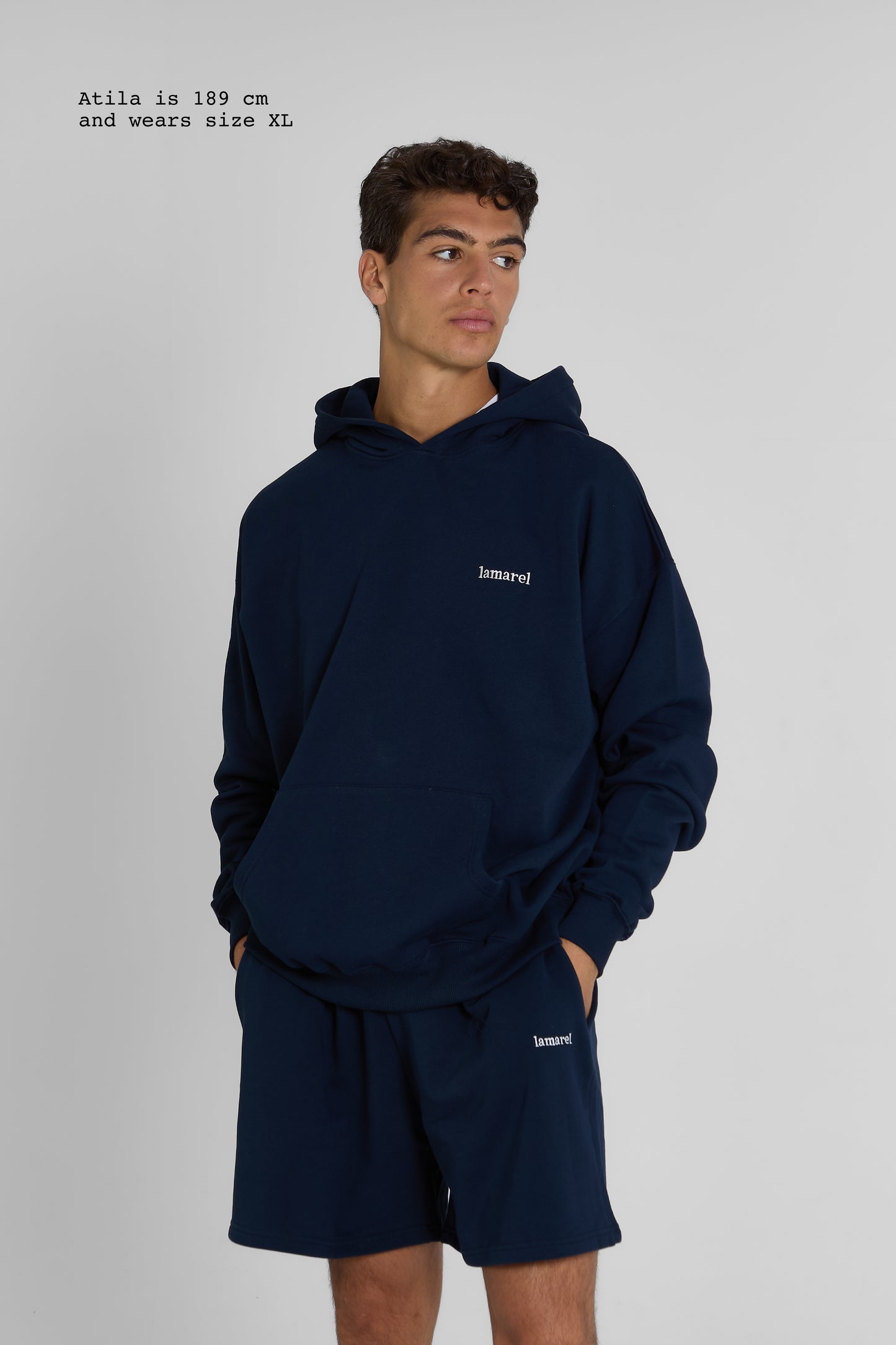 HOODIE OVERSIZED