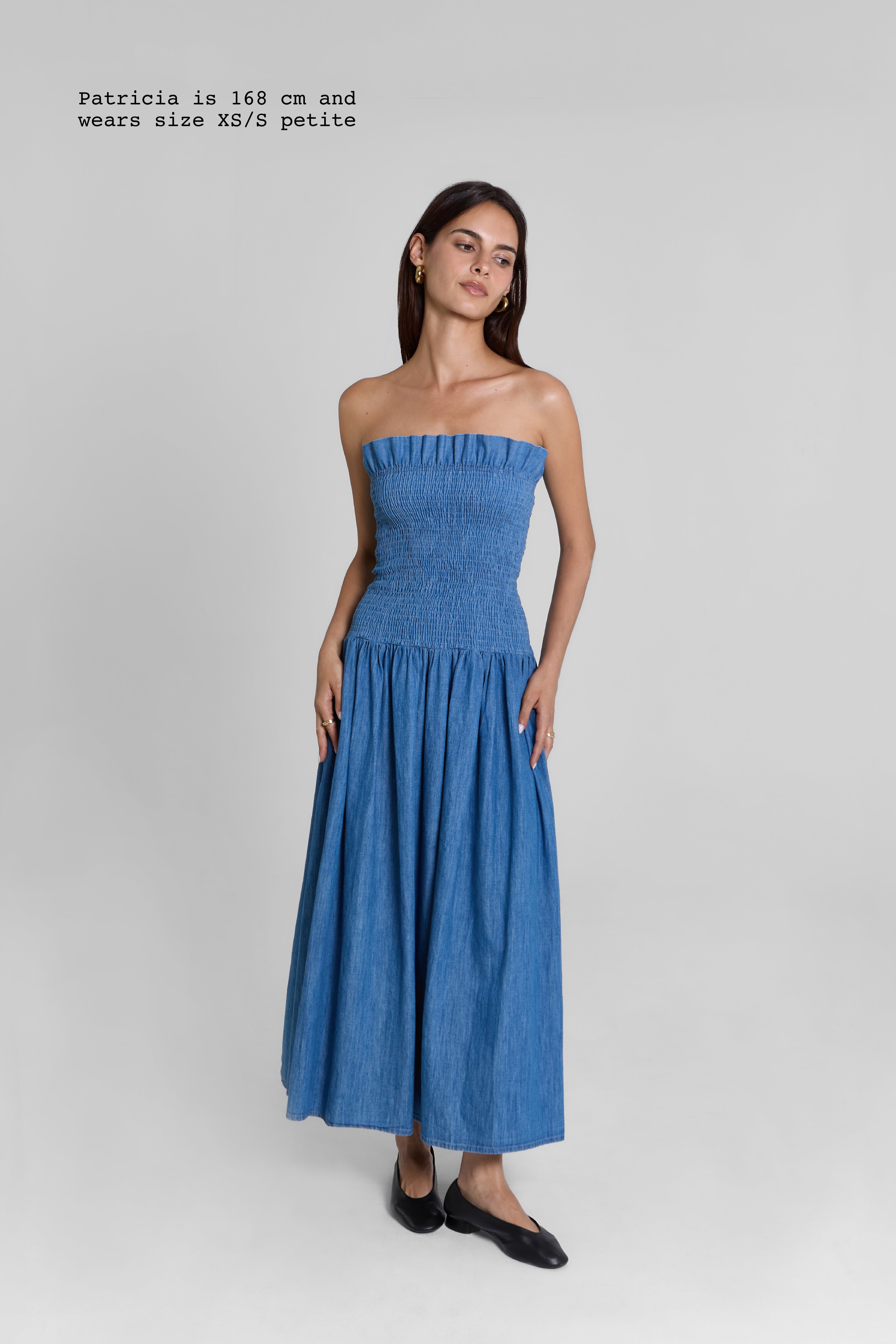 RUFFLED DRESS