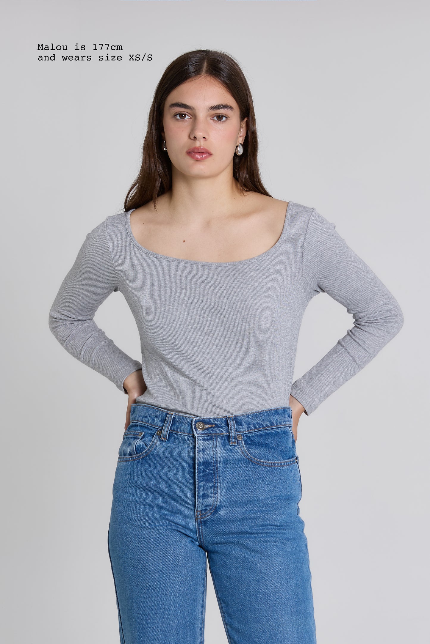 RIBBED LONG SLEEVE SQUARED TOP