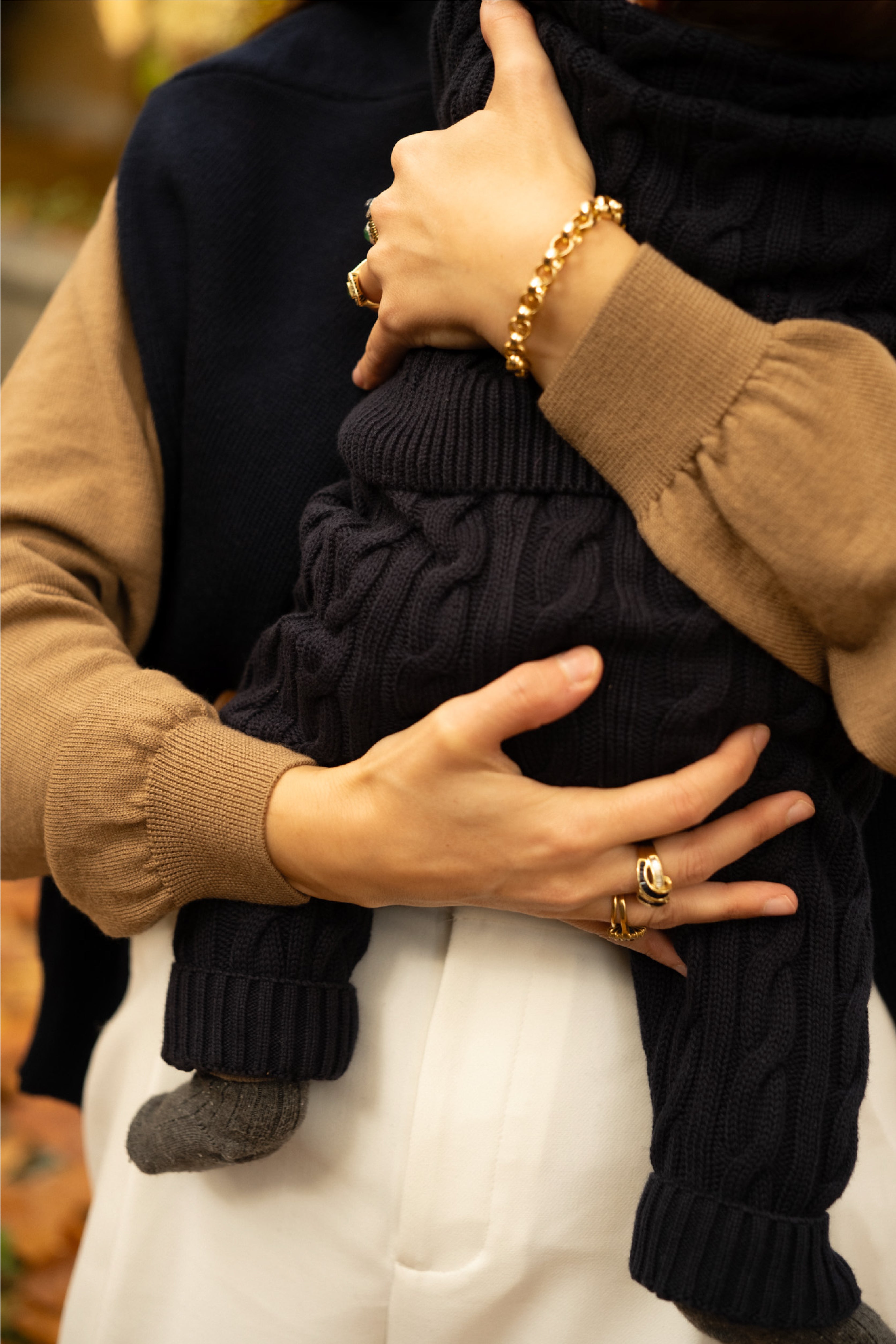 MINI CABLE-KNIT PANTS