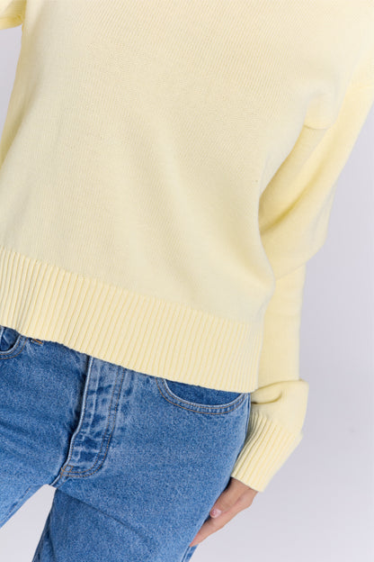 KNIT SWEATER