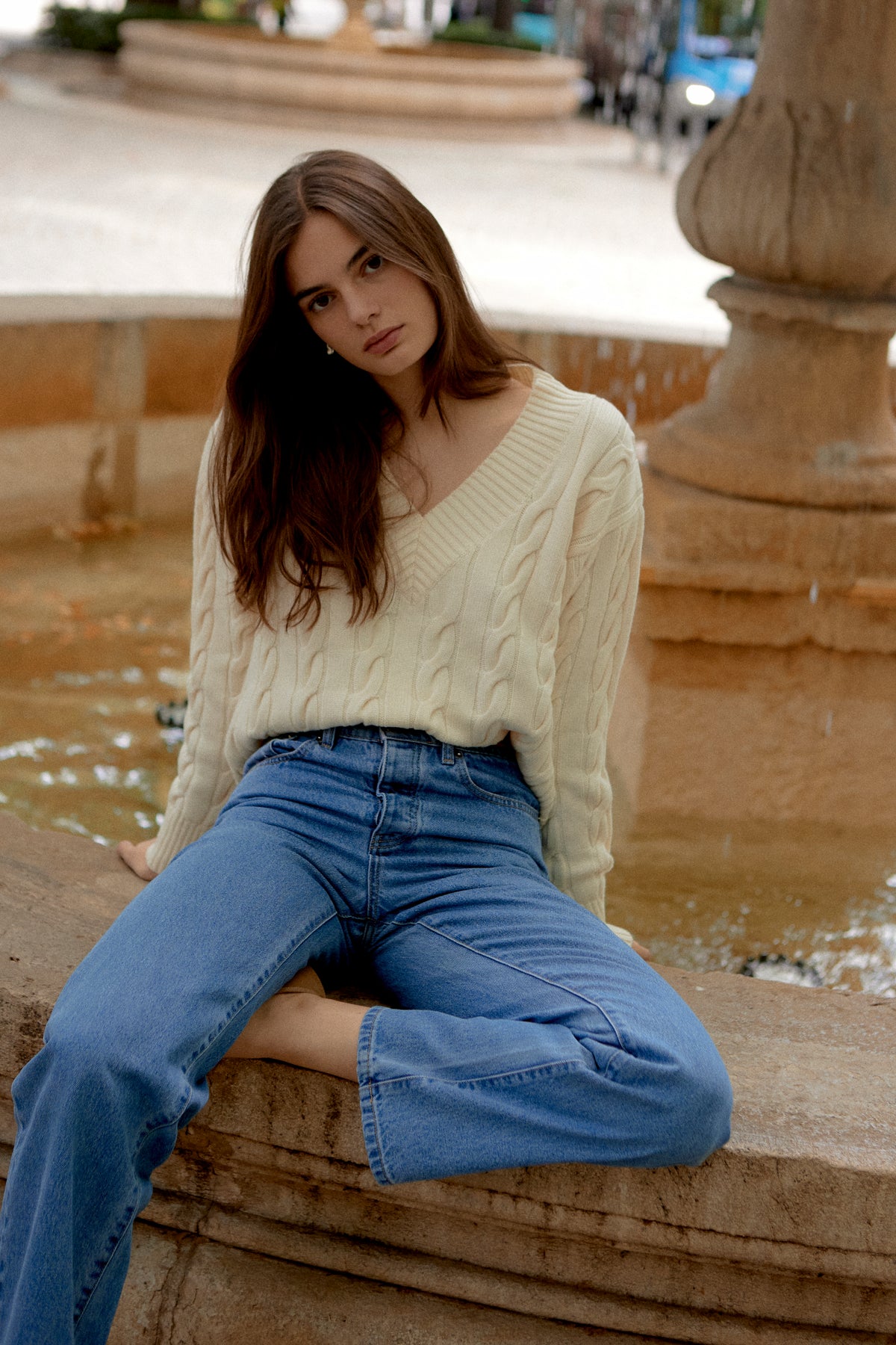 MERINO WOOL CABLE-KNIT V-NECK SWEATER