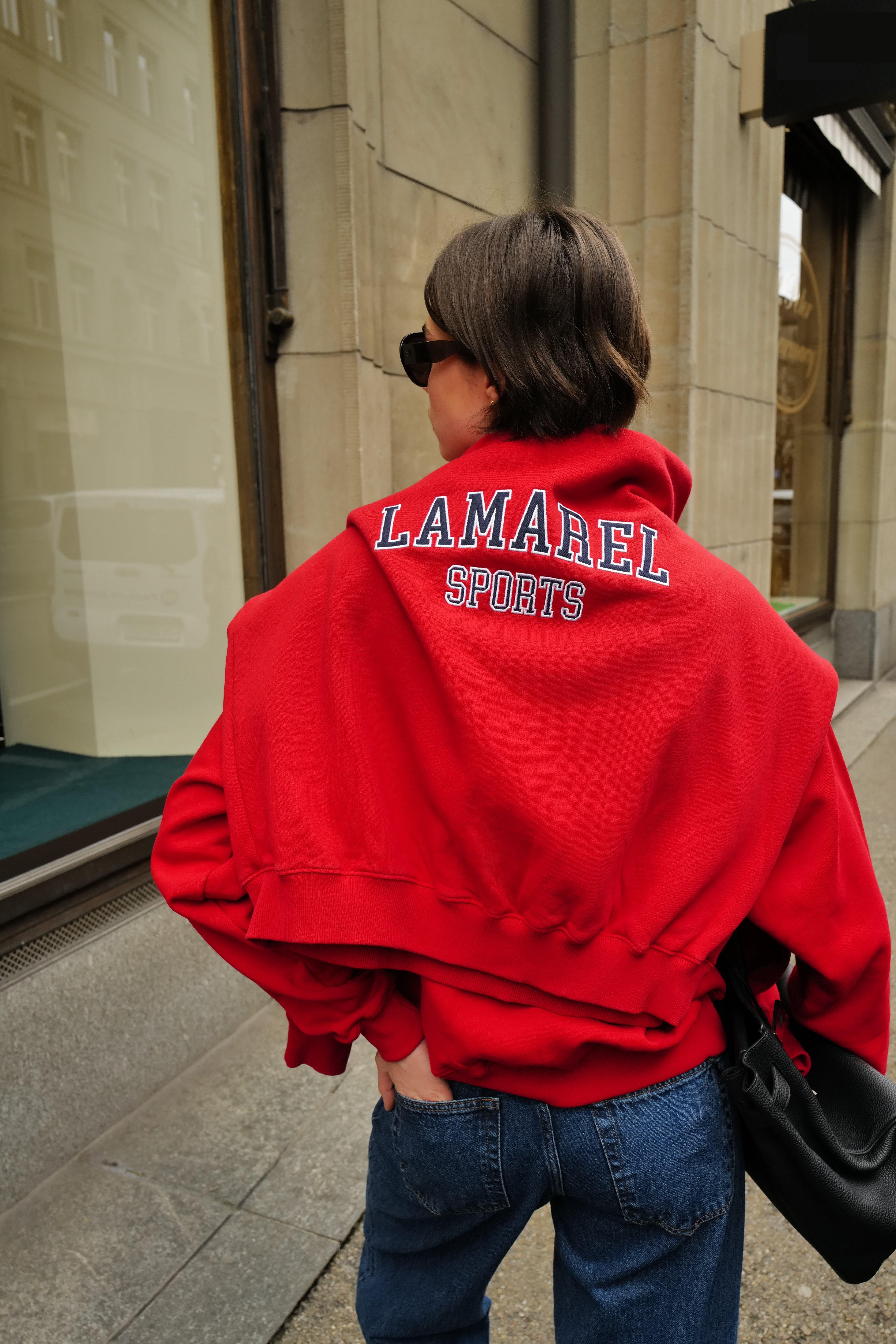 LAMAREL SPORTS OVERSIZED SWEATER