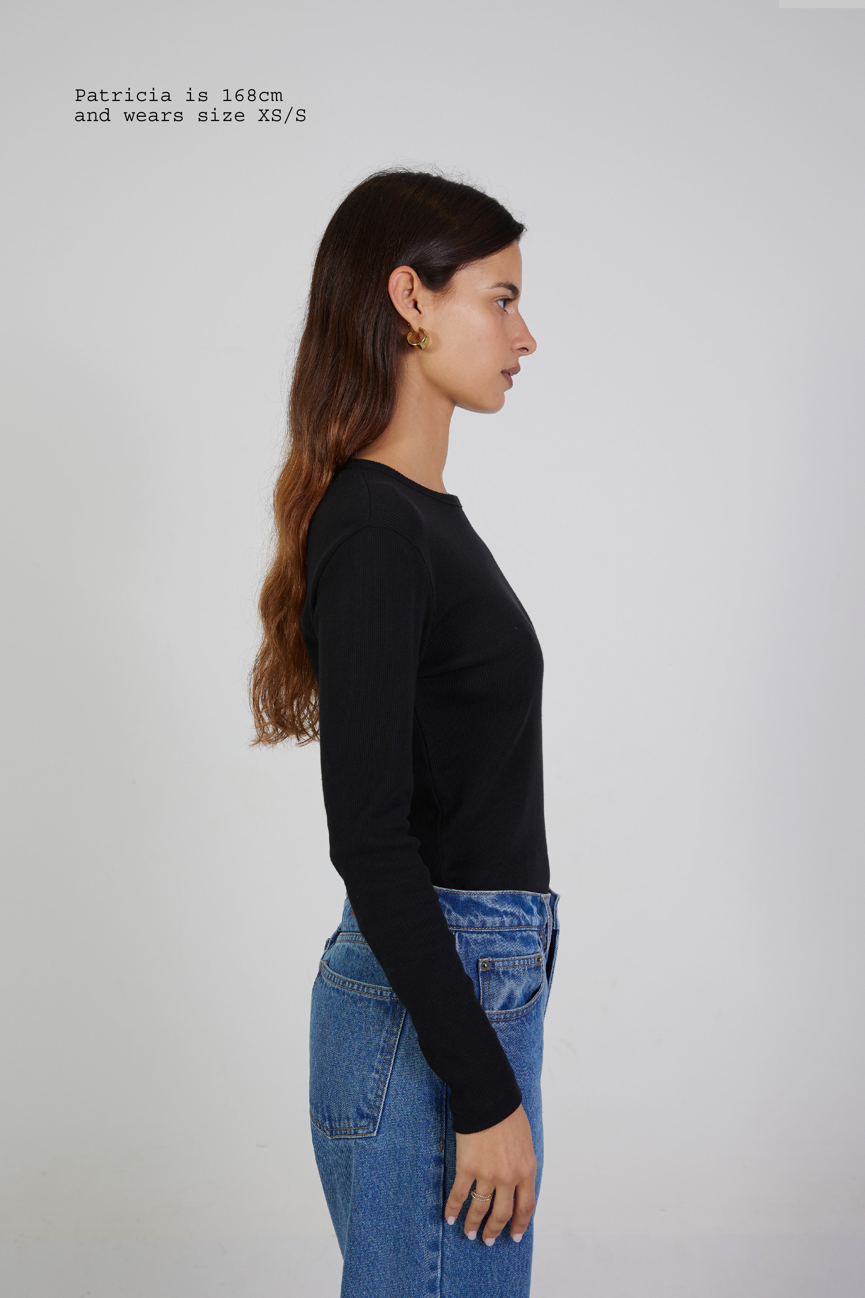 RIBBED LONG SLEEVE TOP